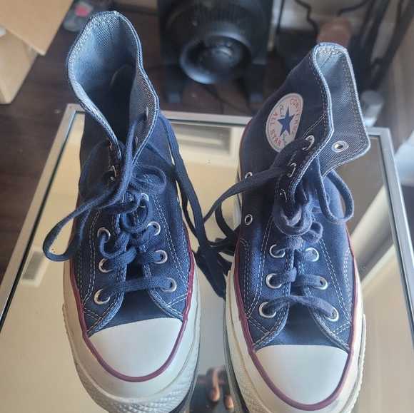 Sneakers - Picture 3 of 3